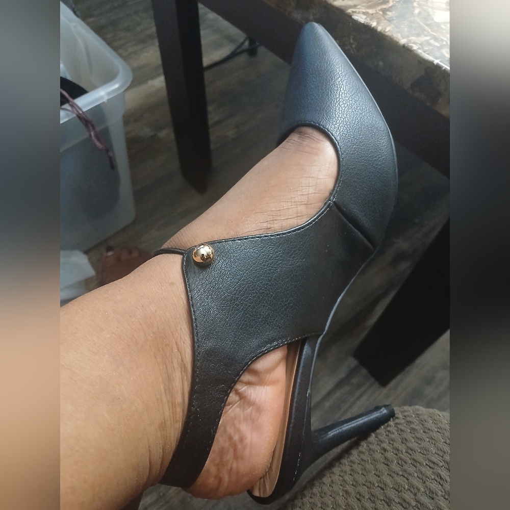 Black Faux Leather Slingback High Heel Pumps 11W NWOT